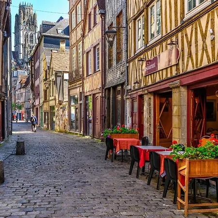 L'Escale Du Gros-Horloge Une Parenthese Prestigieuse Au Coeur De Rouen Exterior photo